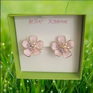 NEW Betsey Johnson Pierced Earrings Pink Flower Crystals Leverback Closure 1"